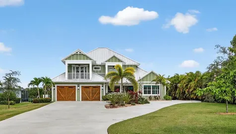 2461 SE North Lookout Boulevard Port St Lucie FL 34984