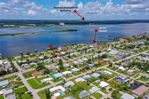 3244 S Peninsula Drive Port Orange FL 32127