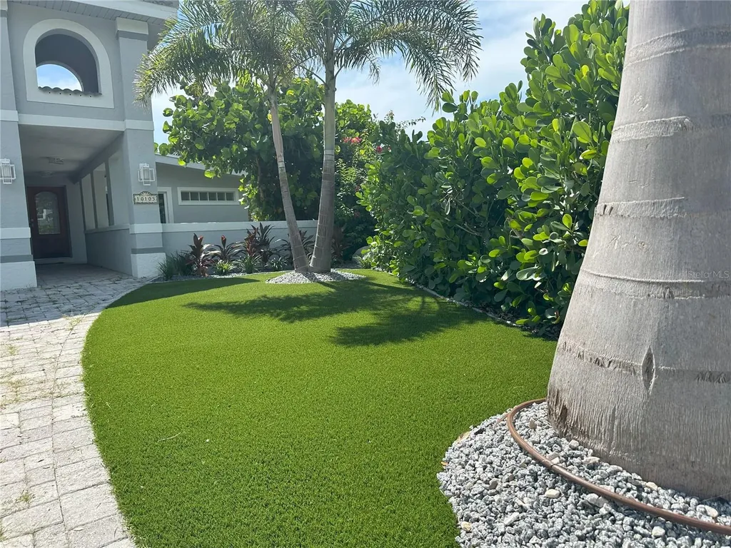 10103 Tarpon Drive Treasure Island FL 33706