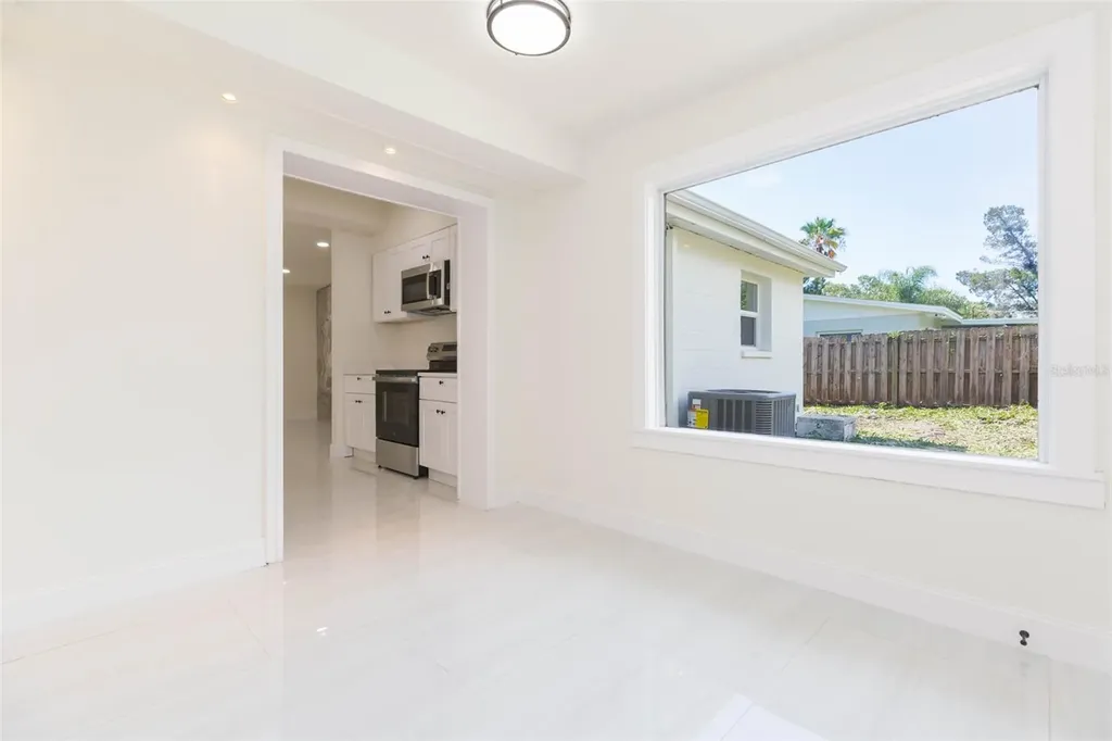5640 Cedar Street NE St Petersburg FL 33703