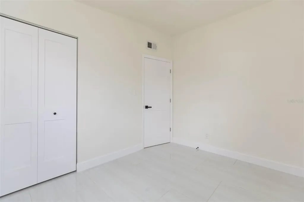 5640 Cedar Street NE St Petersburg FL 33703