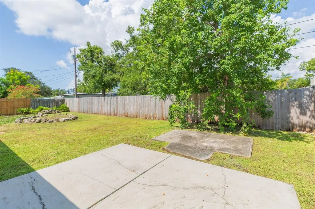 5640 Cedar Street NE St Petersburg FL 33703