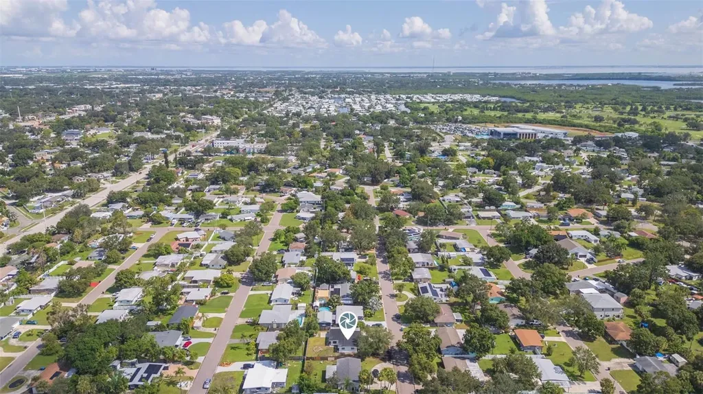 5640 Cedar Street NE St Petersburg FL 33703