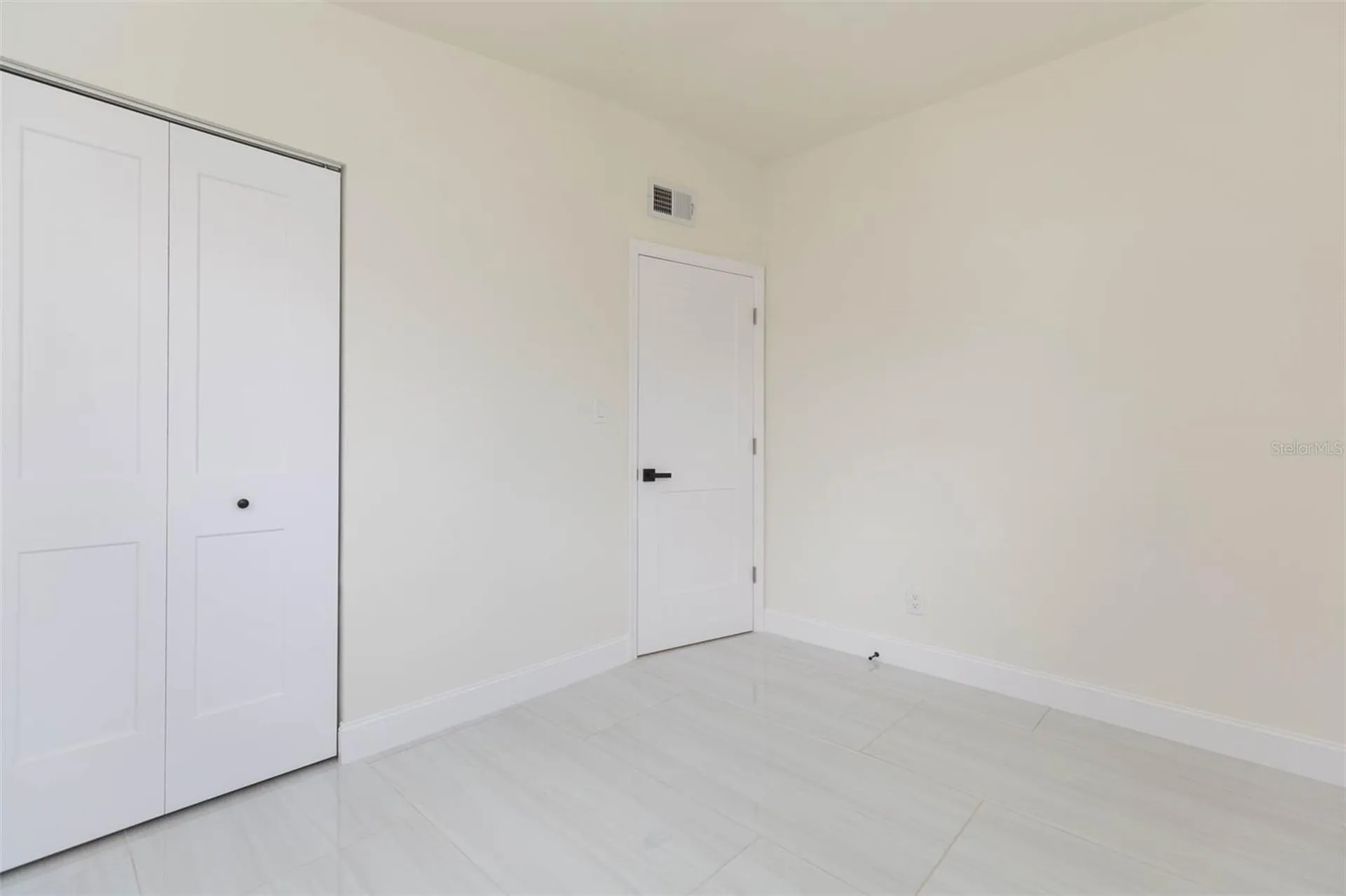 5640 Cedar Street NE St Petersburg FL 33703