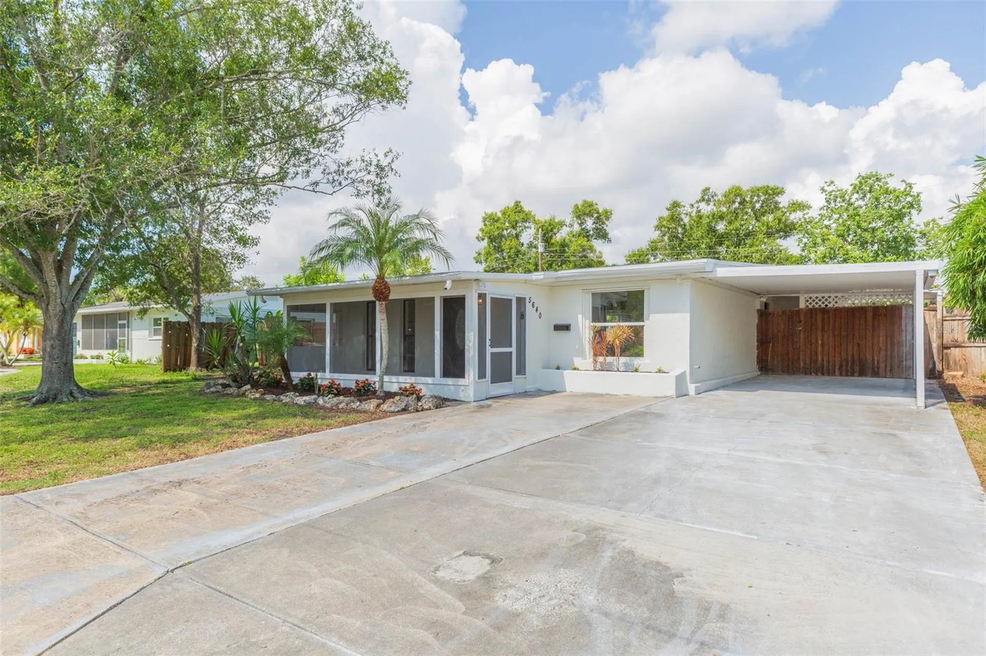 5640 Cedar Street NE St Petersburg FL 33703