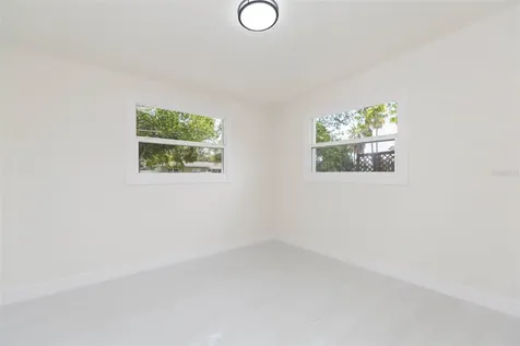 5640 Cedar Street NE St Petersburg FL 33703