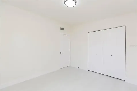 5640 Cedar Street NE St Petersburg FL 33703
