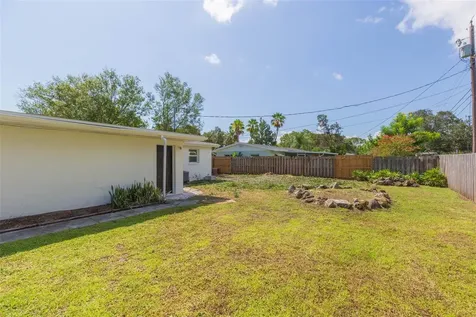 5640 Cedar Street NE St Petersburg FL 33703