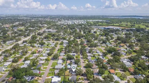 5640 Cedar Street NE St Petersburg FL 33703