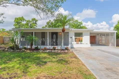 5640 Cedar Street NE St Petersburg FL 33703