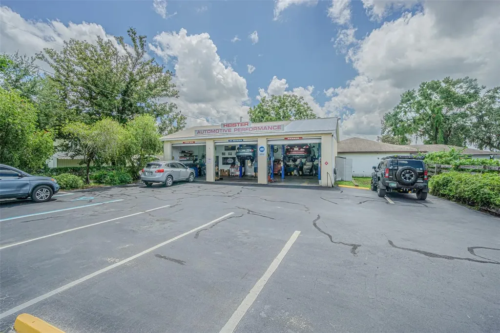 5924 7th Street Zephyrhills FL 33542