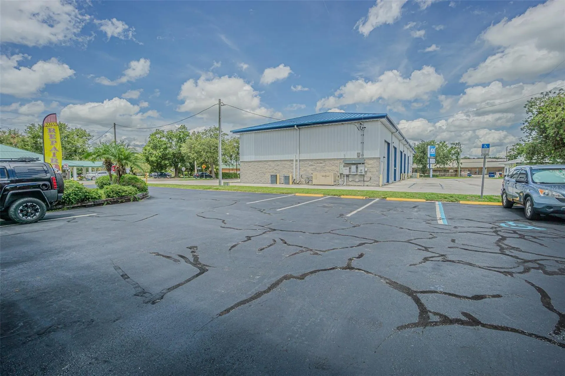 5924 7th Street Zephyrhills FL 33542