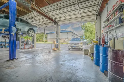 5924 7th Street Zephyrhills FL 33542