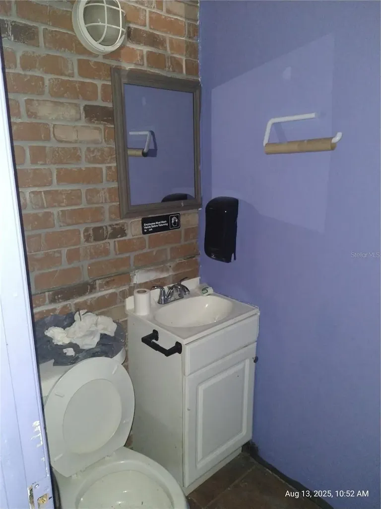 6920,6922,6924,6926,6928 Clark Street Hudson FL 34667