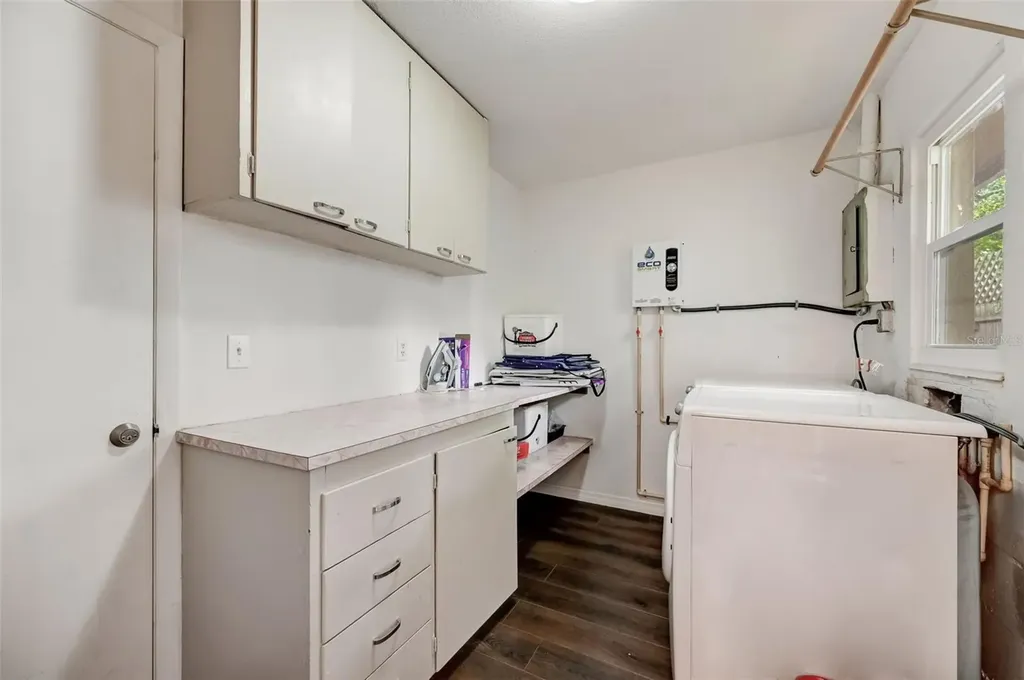 618 S Osprey Avenue Sarasota FL 34236