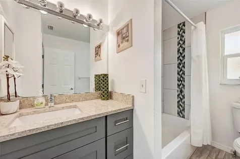 618 S Osprey Avenue Sarasota FL 34236