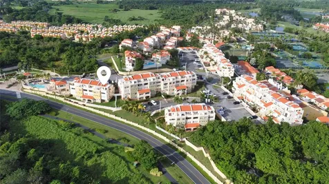 285 Palmas Inn Way Corner SE Humacao PR 00791
