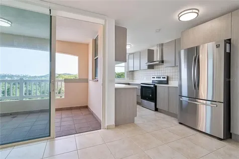 285 Palmas Inn Way Corner SE Humacao PR 00791
