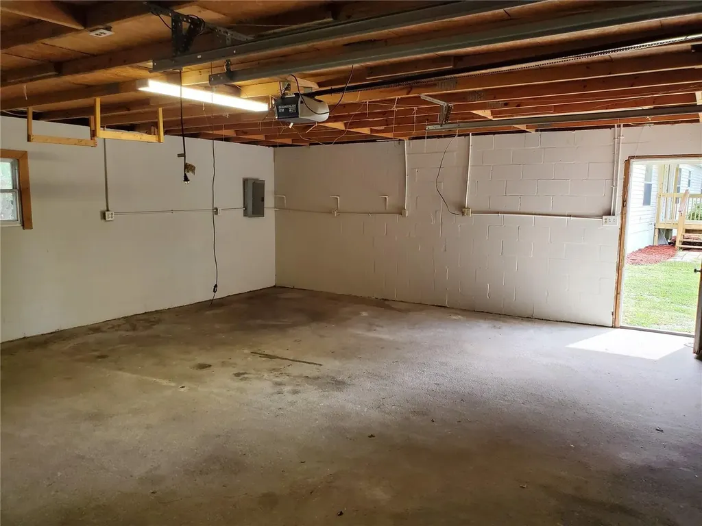 17705 Oxenham Avenue Spring Hill FL 34610