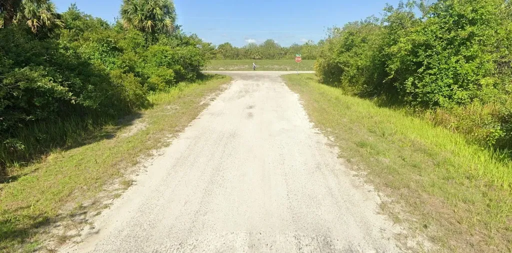 879 Merry Street SW Palm Bay FL 32908