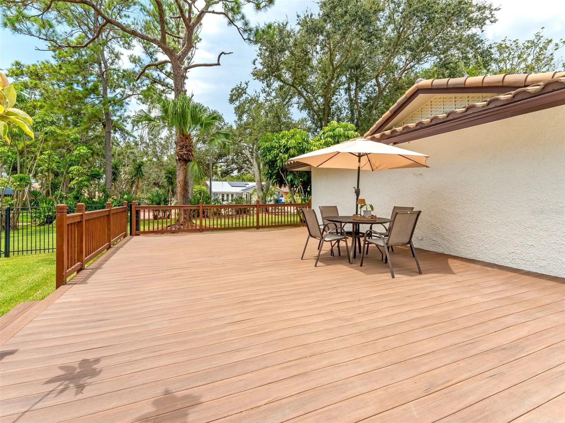 7220 Sunshine Drive S St Petersburg FL 33705