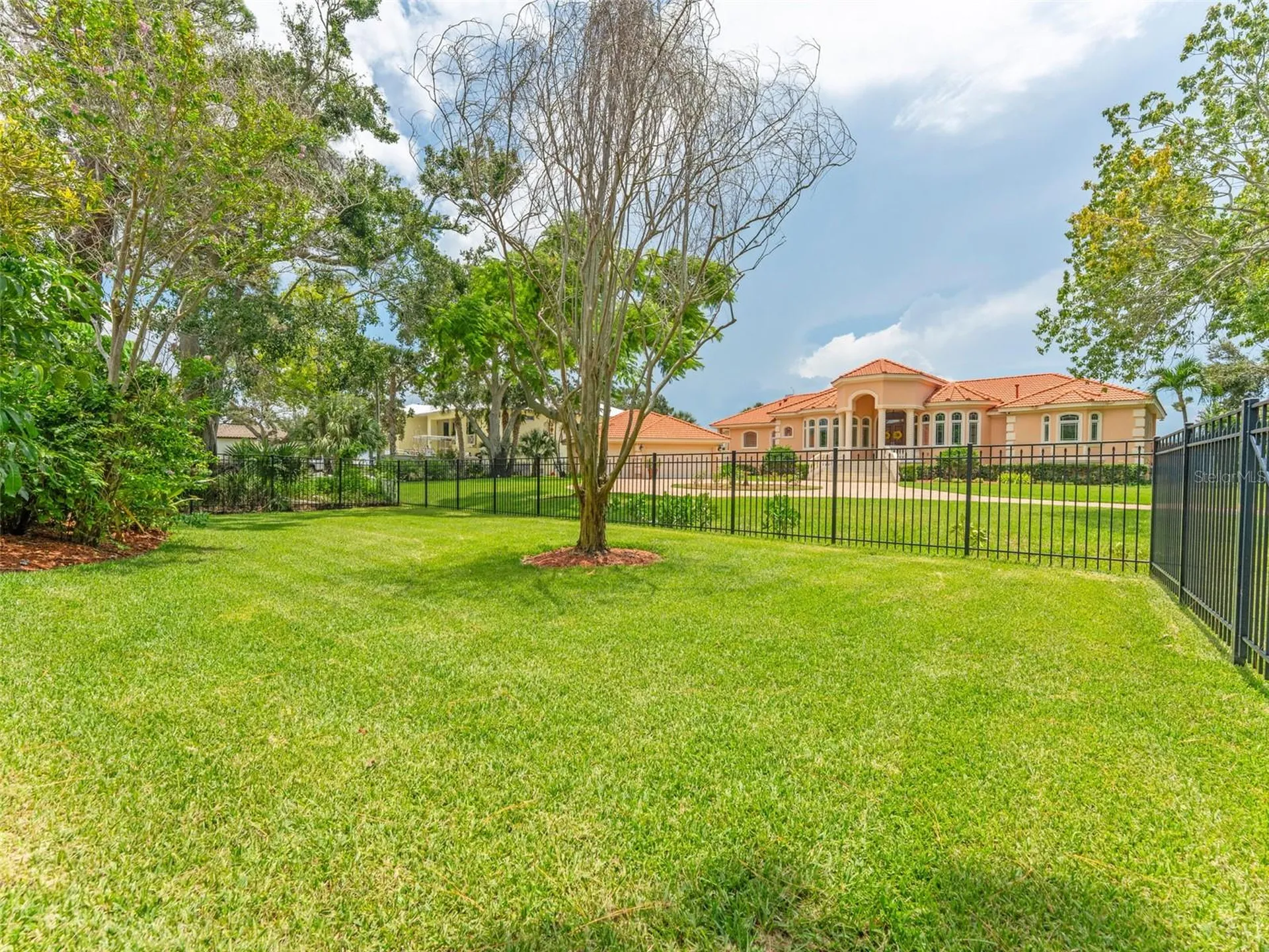 7220 Sunshine Drive S St Petersburg FL 33705