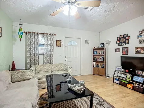 1406/1408 27th Street W Bradenton FL 34205
