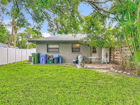 1406/1408 27th Street W Bradenton FL 34205