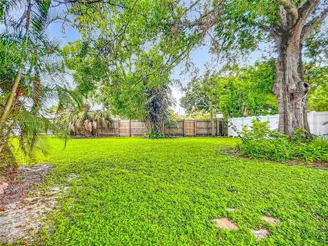 1406/1408 27th Street W Bradenton FL 34205