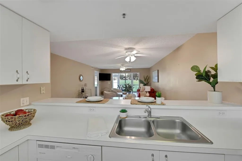 6908 Drewrys Bluff Bradenton FL 34203
