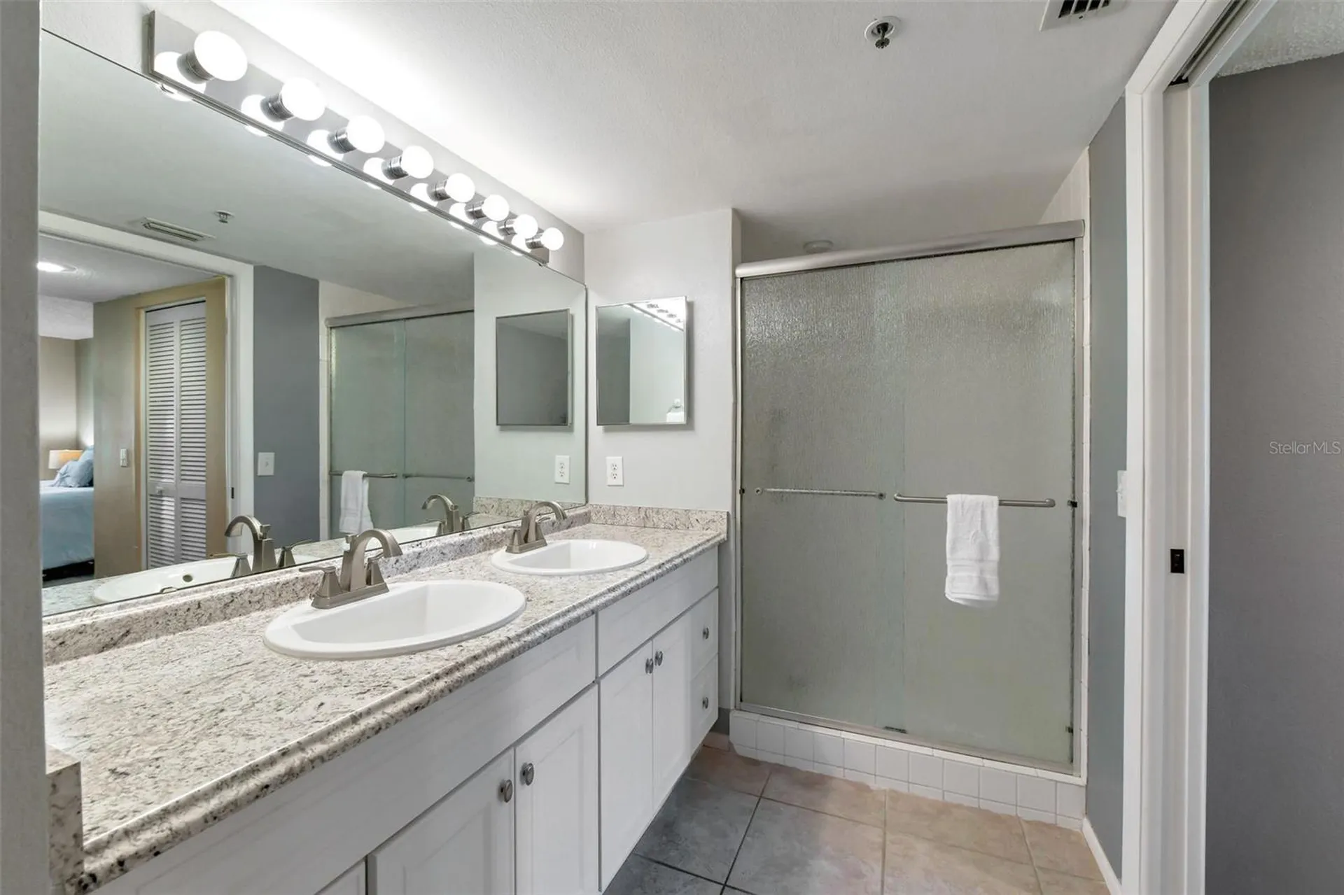 6908 Drewrys Bluff Bradenton FL 34203