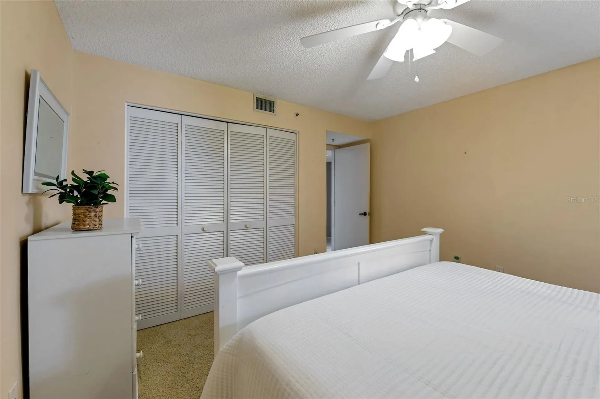 6908 Drewrys Bluff Bradenton FL 34203