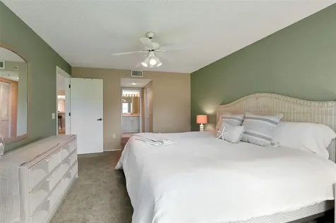 6908 Drewrys Bluff Bradenton FL 34203