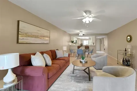 6908 Drewrys Bluff Bradenton FL 34203