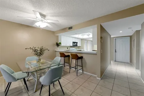 6908 Drewrys Bluff Bradenton FL 34203