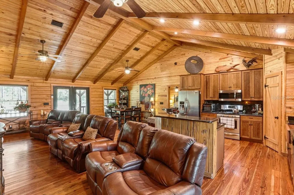 501 NE Duncan Lane NE Steinhatchee FL 32359