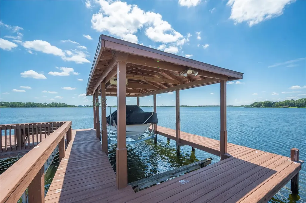 102 Bayberry Drive Polk City FL 33868