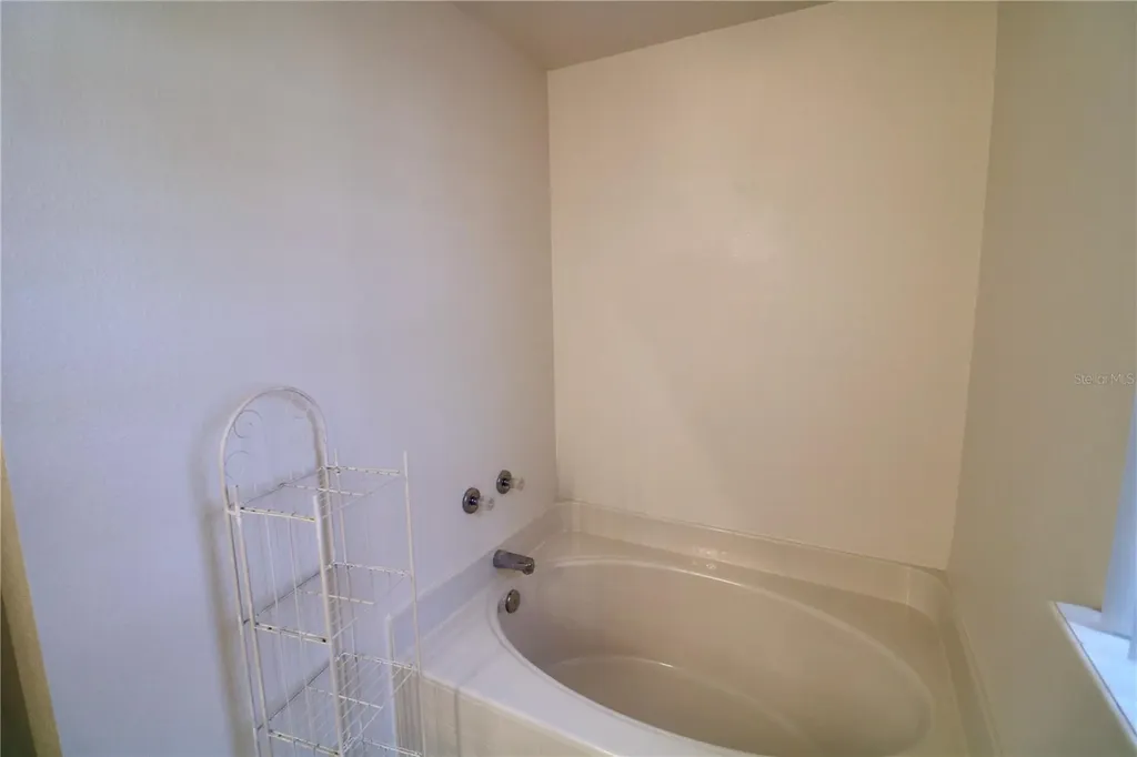 305 Greenwich Court Kissimmee FL 34758