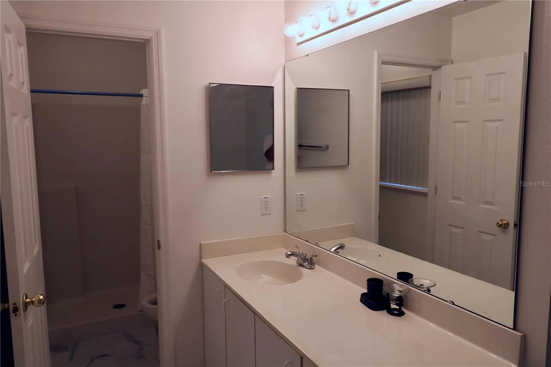 305 Greenwich Court Kissimmee FL 34758