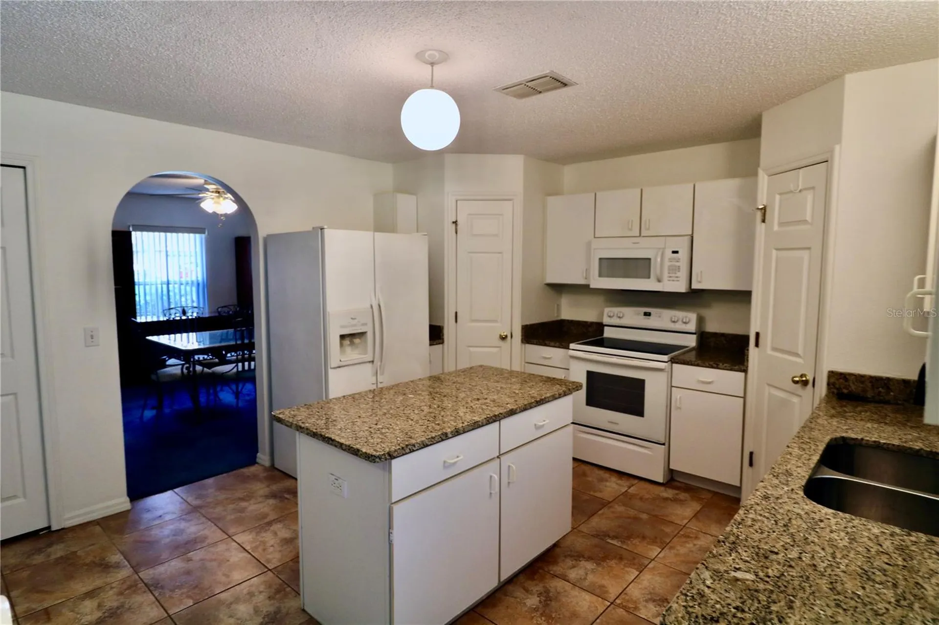 305 Greenwich Court Kissimmee FL 34758