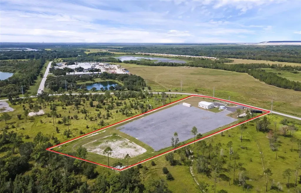 4975 Old Highway 37 Mulberry FL 33860