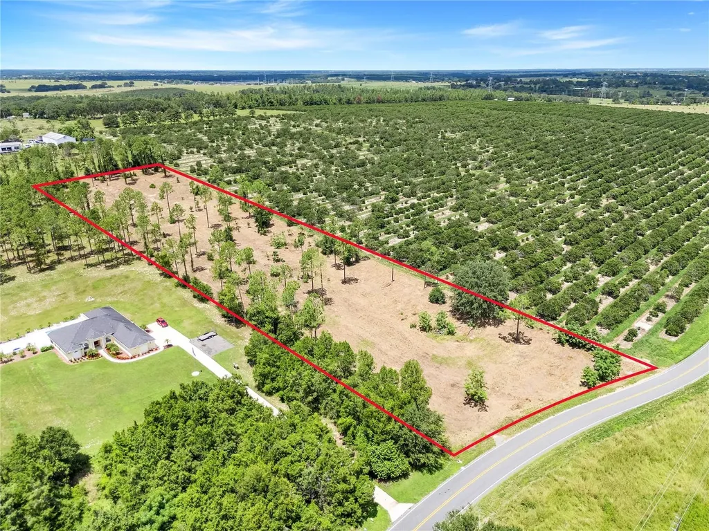 S Dewey Robbins Road Howey In The Hills FL 34737
