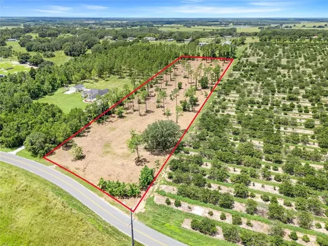 S Dewey Robbins Road Howey In The Hills FL 34737