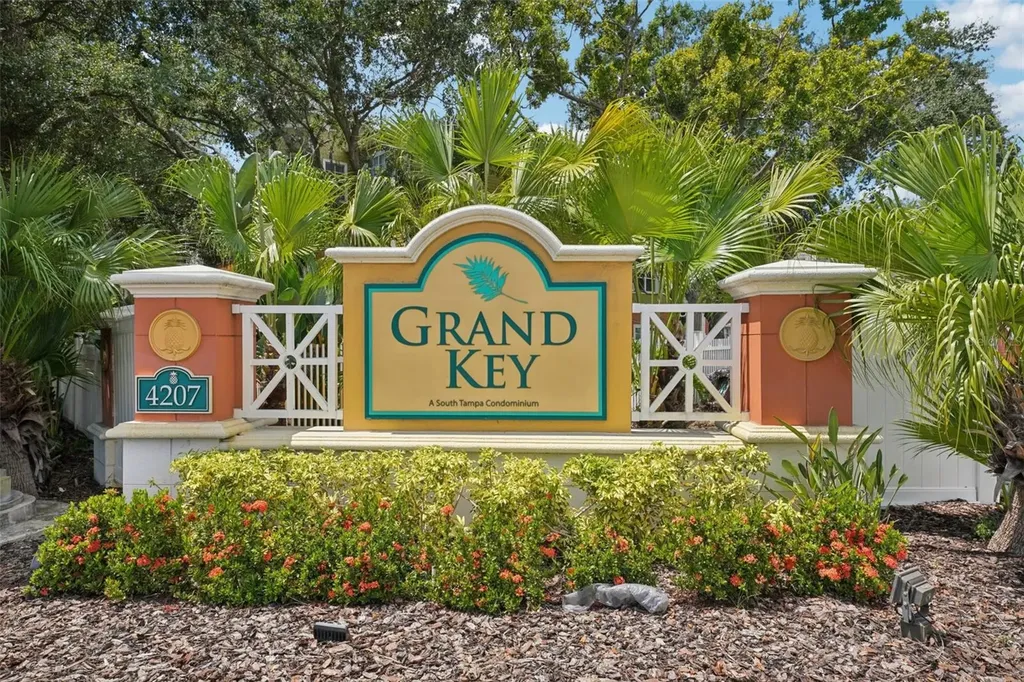 4207 S Dale Mabry Highway Tampa FL 33611