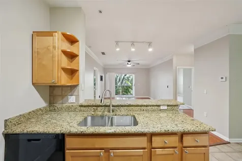 4207 S Dale Mabry Highway Tampa FL 33611