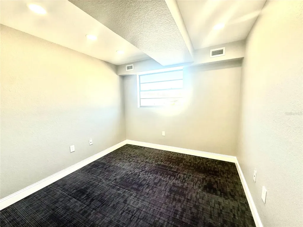 13246 38th Street N Clearwater FL 33762