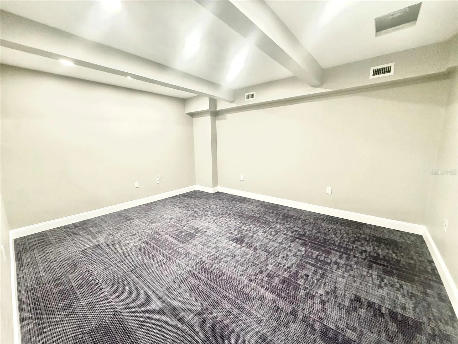 13246 38th Street N Clearwater FL 33762