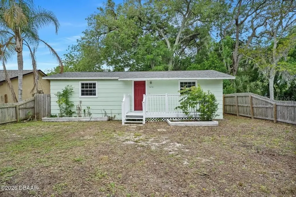 1636 Valencia Avenue Daytona Beach FL 32117
