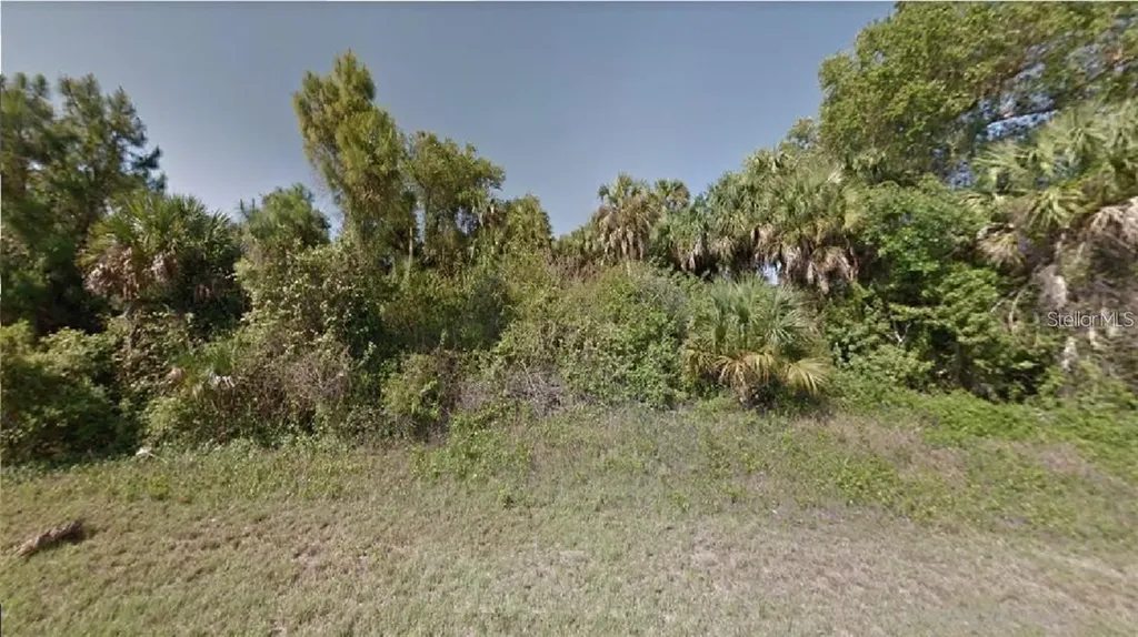 Hampshire Circle North Port FL 34288