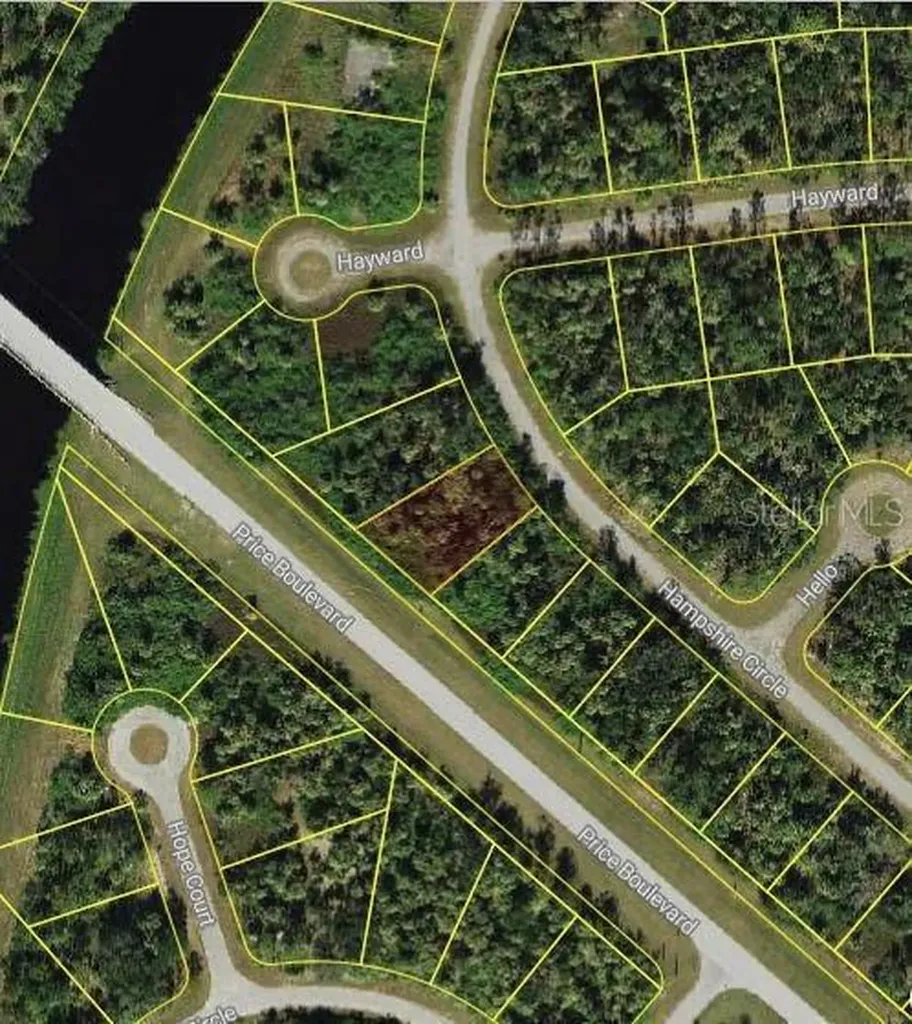 Hampshire Circle North Port FL 34288